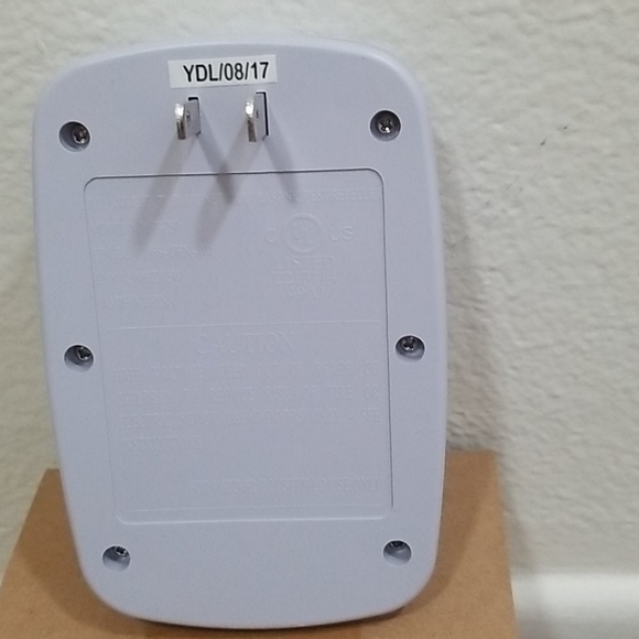 Pest Repeller by Bell & Howell - Picture 5 of 5